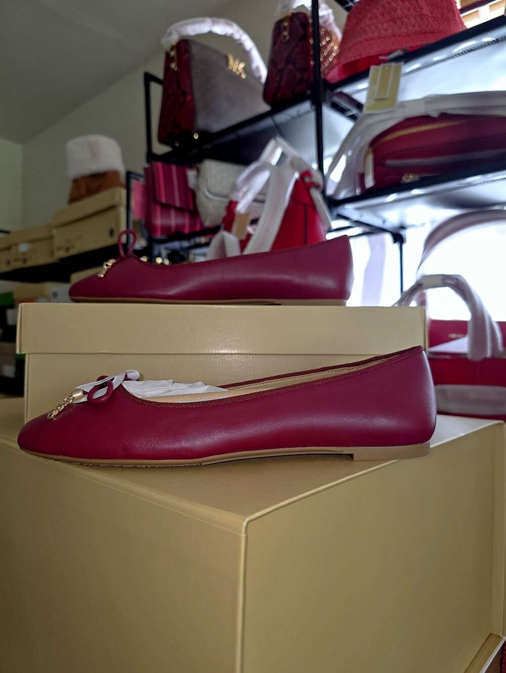 MICHAEL Michael Kors Nori Leather Ballet Flat In Mulberry Size 7M - Picture 2 of 9